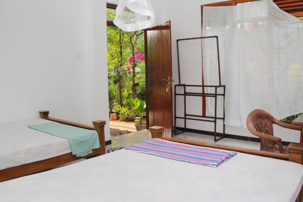 Nethum Rest Hotel Mirissa Ngoại thất bức ảnh